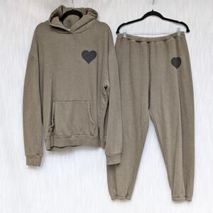 SPRWMN Superwoman Dark Green Heart Logo Set, size XL: Hoodie & Sweatpants